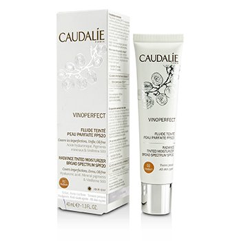 Vinoperfect Radiance Humectante Color Amplio Espectro SPF 20 - #02 Medium