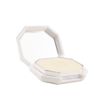Base de maquillaje en polvo mate suave Pro Filt'R - # 105 (claro con matices amarillos cálidos)